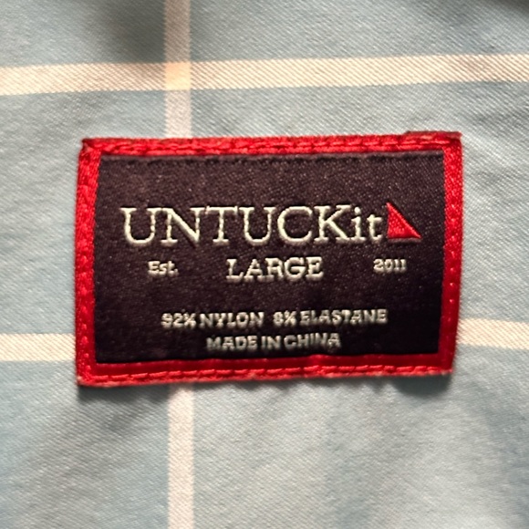 UNTUCKit Performance Button-Up - Picture 2 of 2